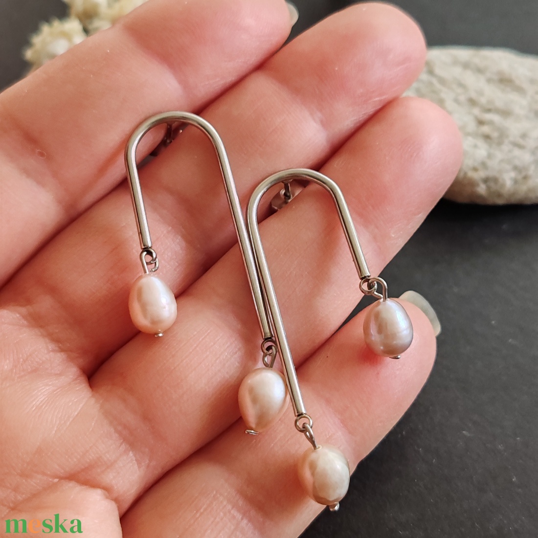 Tenyésztett gyöngy nemesacél fülbevaló  - ékszer - fülbevaló - csillár fülbevaló - Meska.hu