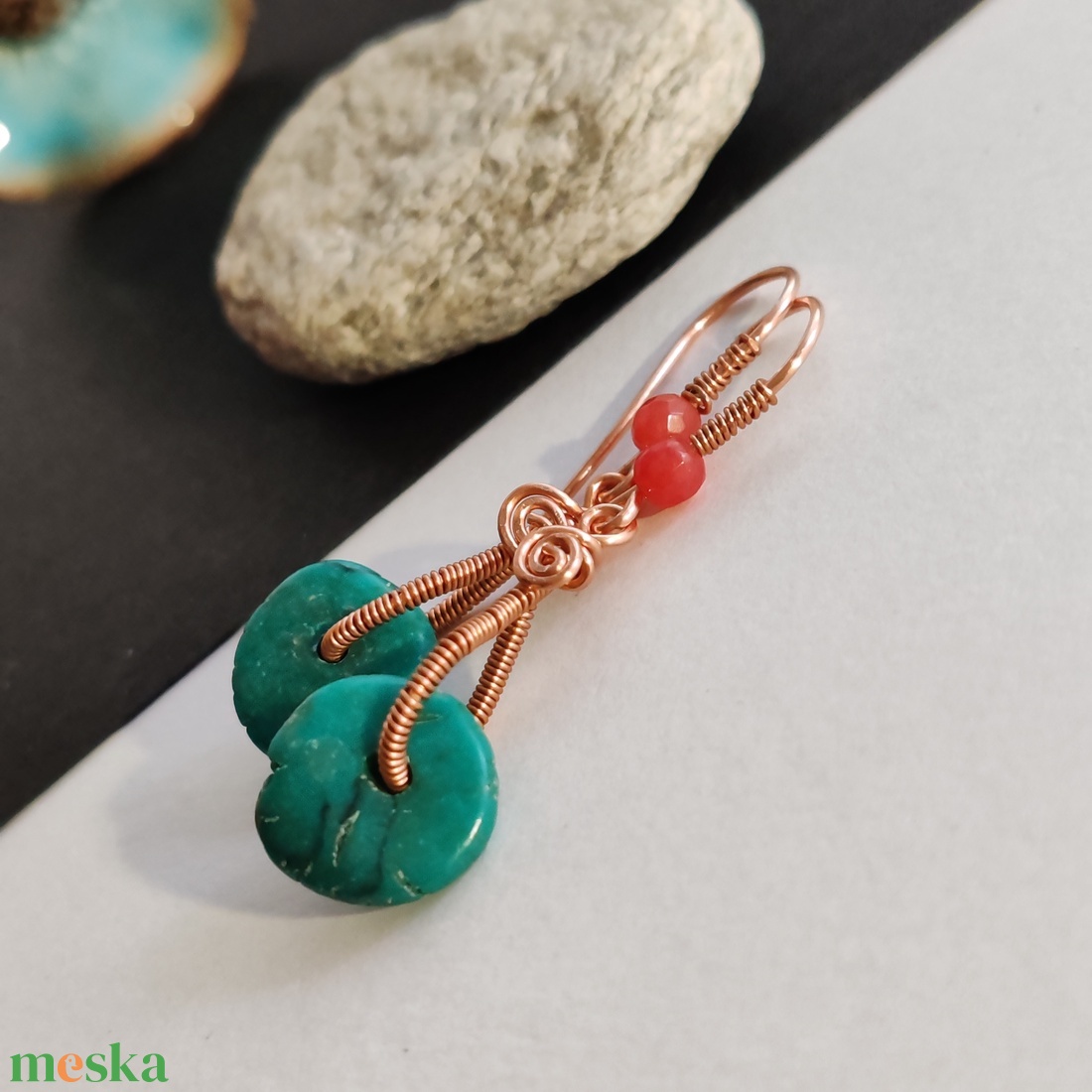 Türkinit vörösréz fülbevaló  - ékszer - fülbevaló - lógó csepp fülbevaló - Meska.hu