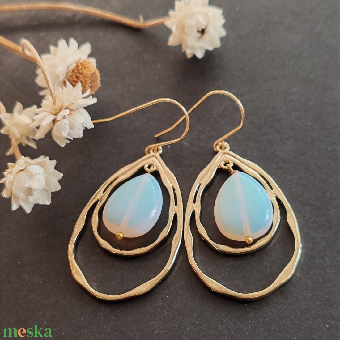 Opalit csepp arany fülbevaló  - ékszer - fülbevaló - lógó csepp fülbevaló - Meska.hu