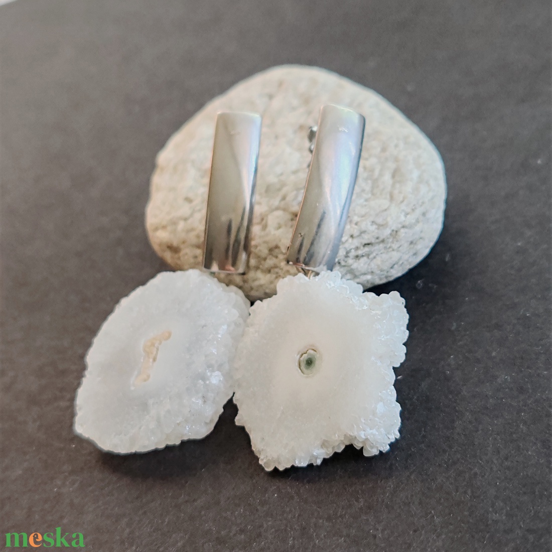 Drúzy achát nemesacél fülbevaló  - ékszer - fülbevaló - lógó fülbevaló - Meska.hu