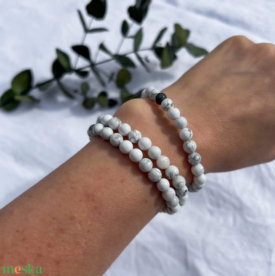Mindfulness - fehér howlit karkötő 8 mm - ékszer - karkötő - gyöngyös karkötő - Meska.hu Mindfulness - fehér howlit karkötő 8 mm - ékszer - karkötő - gyöngyös karkötő - Meska.hu