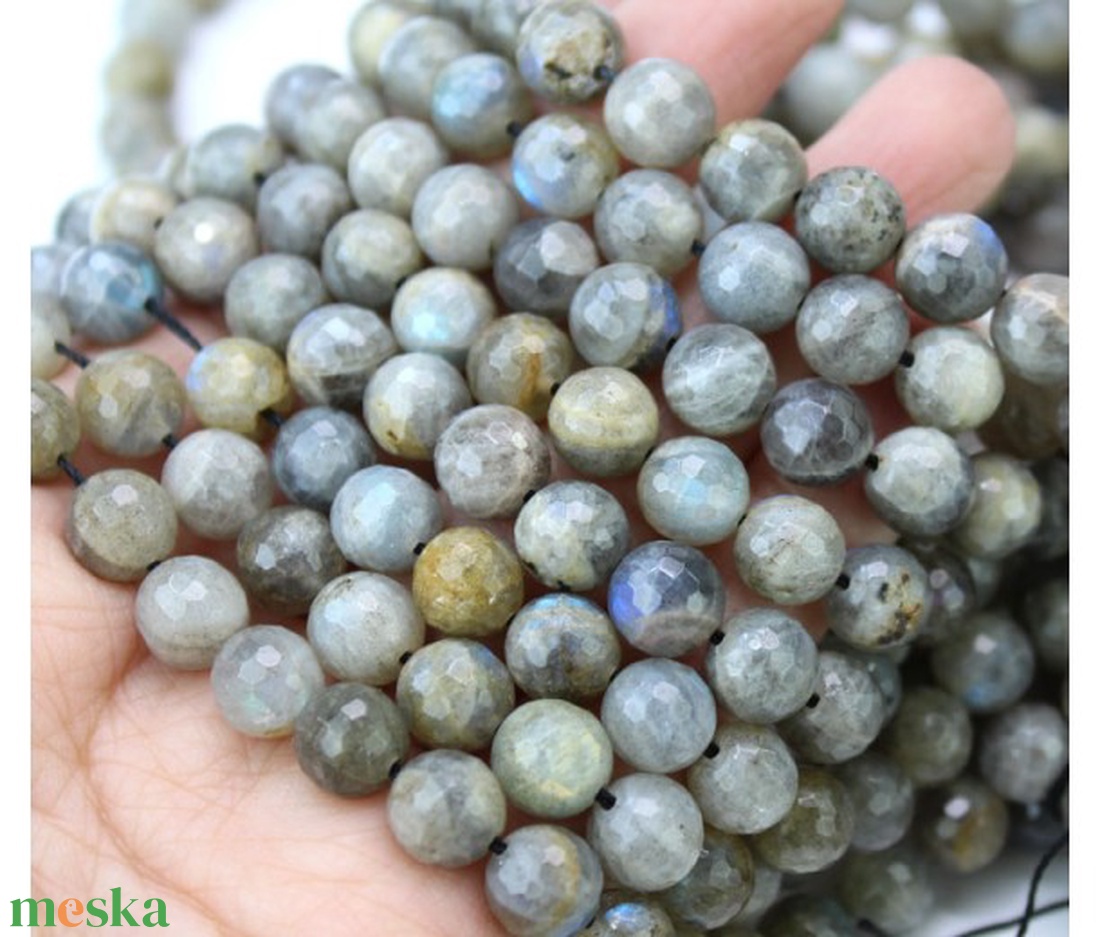 Koronacsakra karkötő 8 mm - labradorit, holdkő, ametiszt - ékszer - karkötő - gyöngyös karkötő - Meska.hu