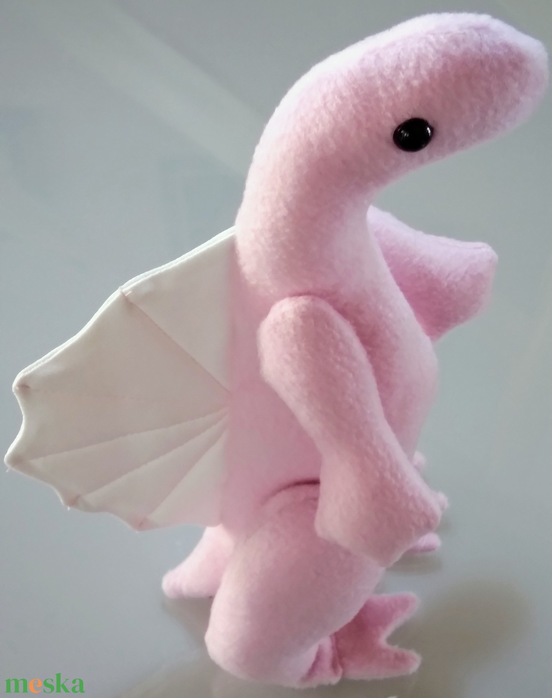   Pinky, a Spinosaurus festhető hátvitorlával - neKedD dinókollekció - játék & sport - plüssállat & játékfigura - plüss dínók - Meska.hu