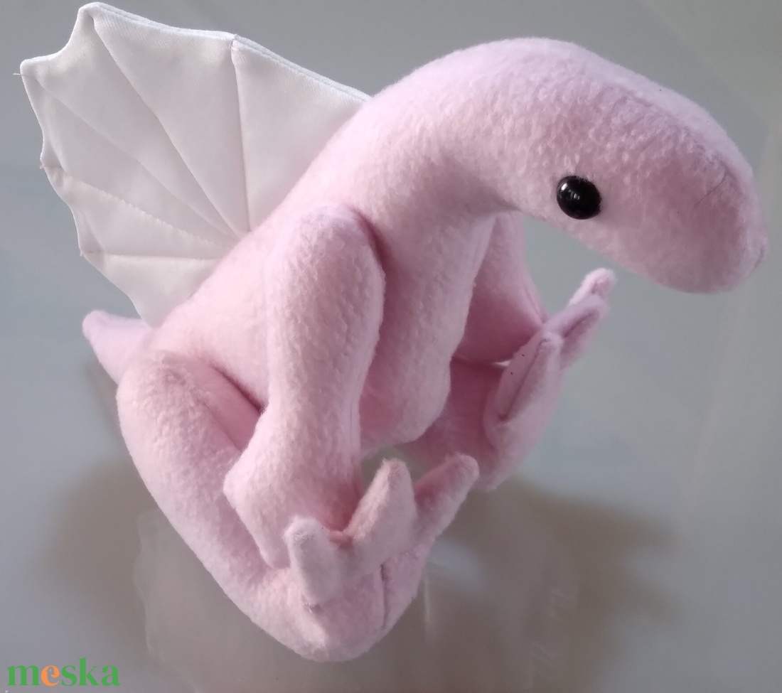   Pinky, a Spinosaurus festhető hátvitorlával - neKedD dinókollekció - játék & sport - plüssállat & játékfigura - plüss dínók - Meska.hu