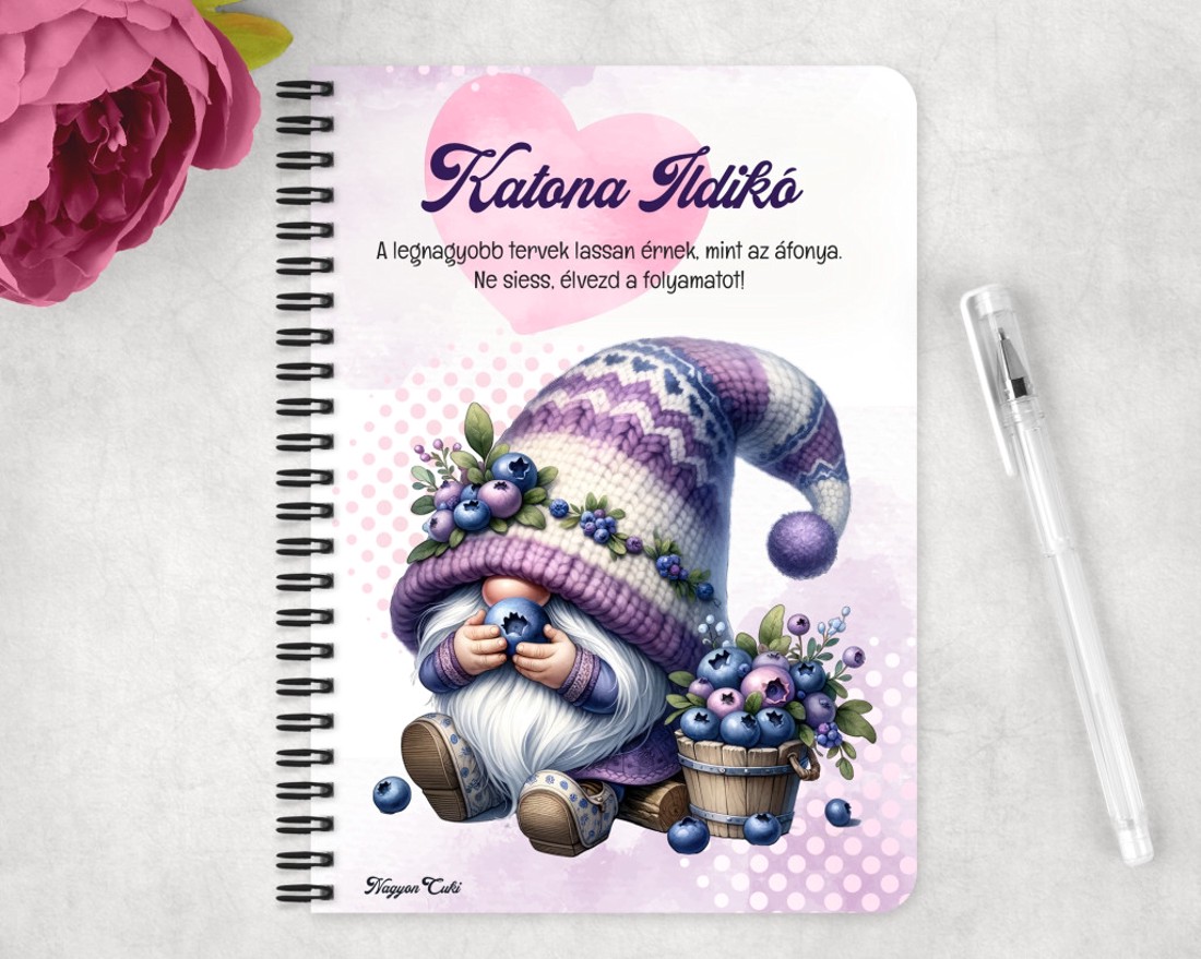 Személyre szabható - Nyami Áfonyás manó mintás A5-ös füzet - otthon & életmód - papír, írószer - jegyzetfüzet & napló - Meska.hu
