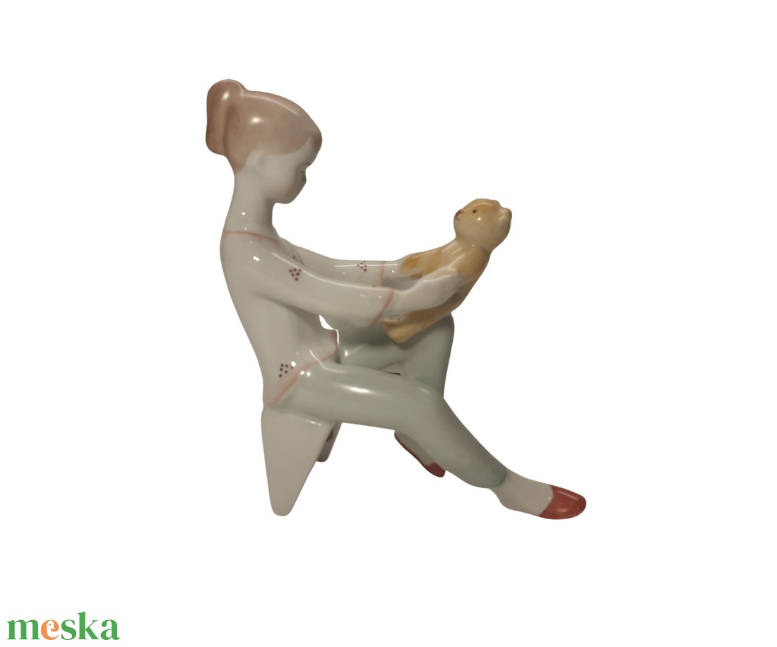 Vintage porcelán, Aquincum Budapest porcelán figura, Mid century macival játszó porcelán szobor - művészet - szobor - kerámia - Meska.hu Vintage porcelán, Aquincum Budapest porcelán figura, Mid century macival játszó porcelán szobor - művészet - szobor - kerámia - Meska.hu