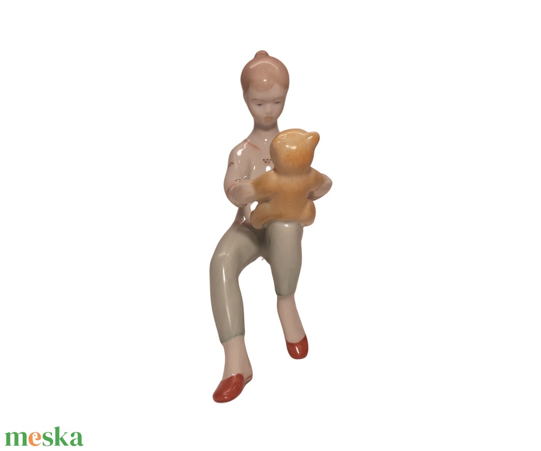 Vintage porcelán, Aquincum Budapest porcelán figura, Mid century macival játszó porcelán szobor - művészet - szobor - kerámia - Meska.hu Vintage porcelán, Aquincum Budapest porcelán figura, Mid century macival játszó porcelán szobor - művészet - szobor - kerámia - Meska.hu