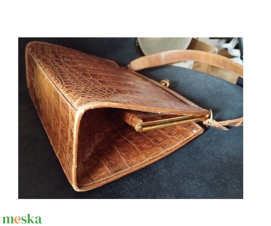 Vintage táska, aligátorbőr női válltáska, Mexikóban készült vintage aligátor bőrtáska - táska & tok - kézitáska & válltáska - válltáska - Meska.hu Vintage táska, aligátorbőr női válltáska, Mexikóban készült vintage aligátor bőrtáska - táska & tok - kézitáska & válltáska - válltáska - Meska.hu