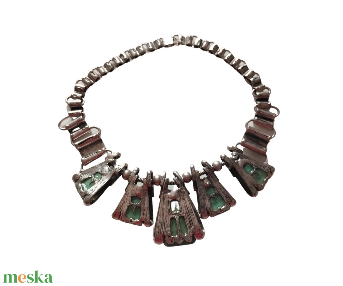 Vintage ékszer, türkisz zöld kövekkel kirakott gyönyörű nyaklánc - ékszer - nyaklánc - medálos nyaklánc - Meska.hu Vintage ékszer, türkisz zöld kövekkel kirakott gyönyörű nyaklánc - ékszer - nyaklánc - medálos nyaklánc - Meska.hu