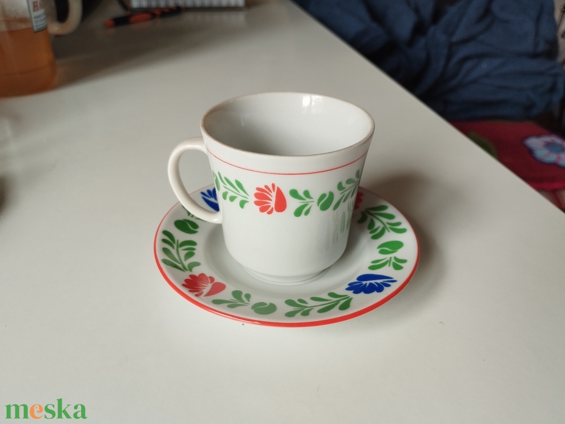 Vintage Alföldi porcelán 6 személyes kávéskészlet magyaros virágos mintás kávés csésze és kistányér - otthon & életmód - konyhafelszerelés, tálalás - tálalás - teás- és kávés pohár, készlet - Meska.hu Vintage Alföldi porcelán 6 személyes kávéskészlet magyaros virágos mintás kávés csésze és kistányér - otthon & életmód - konyhafelszerelés, tálalás - tálalás - teás- és kávés pohár, készlet - Meska.hu