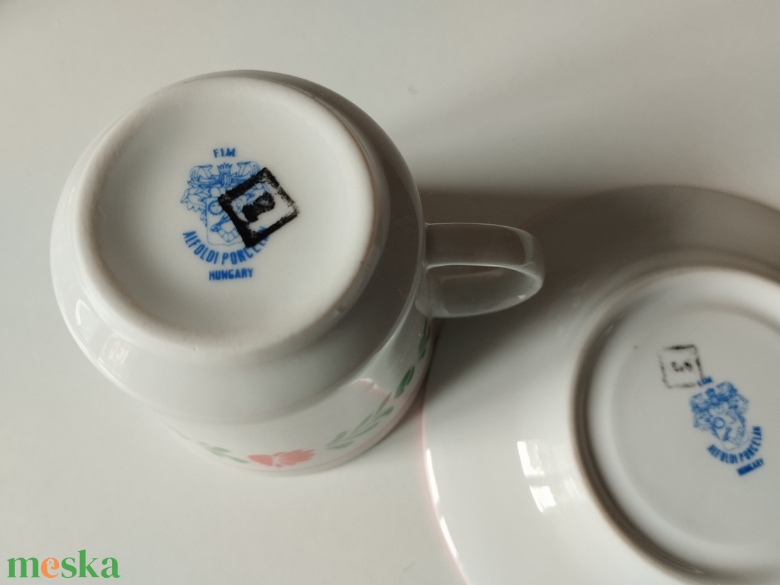 Vintage Alföldi porcelán 6 személyes kávéskészlet magyaros virágos mintás kávés csésze és kistányér - otthon & életmód - konyhafelszerelés, tálalás - tálalás - teás- és kávés pohár, készlet - Meska.hu Vintage Alföldi porcelán 6 személyes kávéskészlet magyaros virágos mintás kávés csésze és kistányér - otthon & életmód - konyhafelszerelés, tálalás - tálalás - teás- és kávés pohár, készlet - Meska.hu