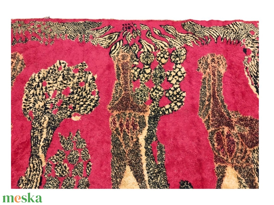 Mid Century mokett faliszőnyeg, Vintage piros falvédő, Retro modern minimalista fali szőnyeg, Gyűjtői retro falvédő - otthon & életmód - dekoráció - fali és függő dekoráció - falra akasztható dekor - Meska.hu