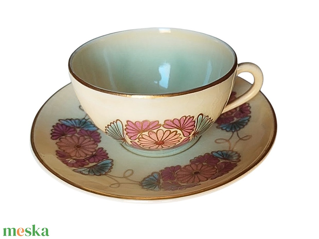 Zsolnay kávéscsésze, Körpecsétes Zsolnay porcelán kávéscsésze, Vintage aranykontúrozott Zsolnay kávéscsésze  aljjal - otthon & életmód - konyhafelszerelés, tálalás - tálalás - bögre & csésze - Meska.hu