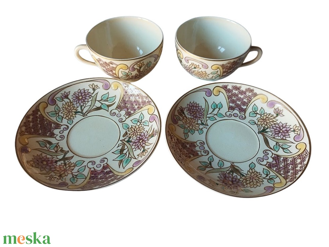 Zsolnay kávéscsészék, Körpecsétes Zsolnay porcelán kávéscsészék, Aranykontúrozott Zsolnay kávéscsésze - 1 db 11.900 Ft - otthon & életmód - konyhafelszerelés, tálalás - tálalás - bögre & csésze - Meska.hu