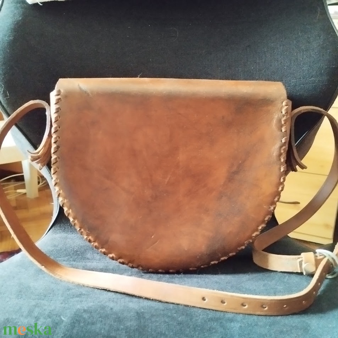 Vintage valódi bőr női táska, bőrdíszműves női válltáska, kézműves női bőr táska, vintage bőr női válltáska  - táska & tok - kézitáska & válltáska - válltáska - Meska.hu