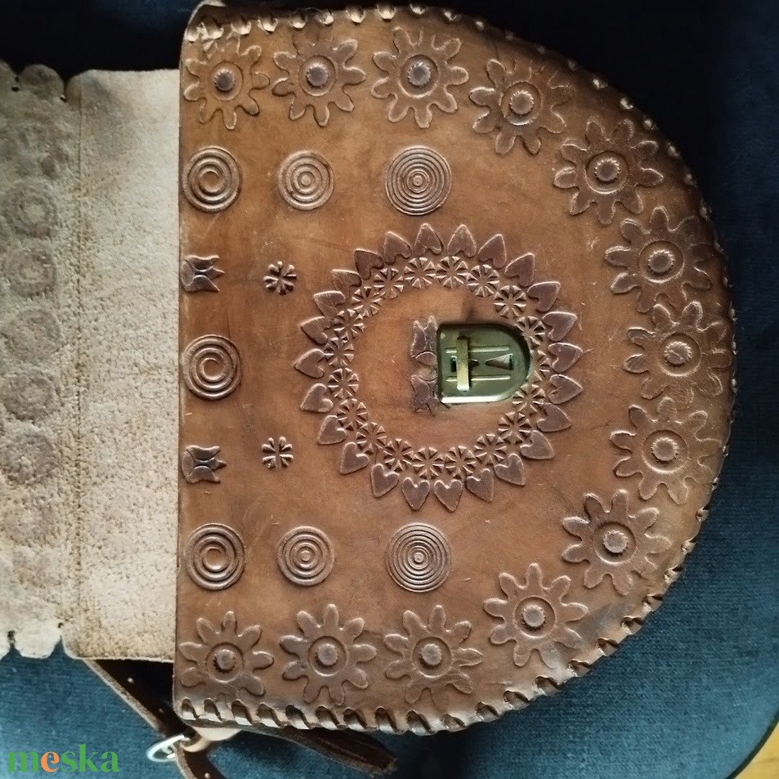 Vintage valódi bőr női táska, bőrdíszműves női válltáska, kézműves női bőr táska, vintage bőr női válltáska  - táska & tok - kézitáska & válltáska - válltáska - Meska.hu
