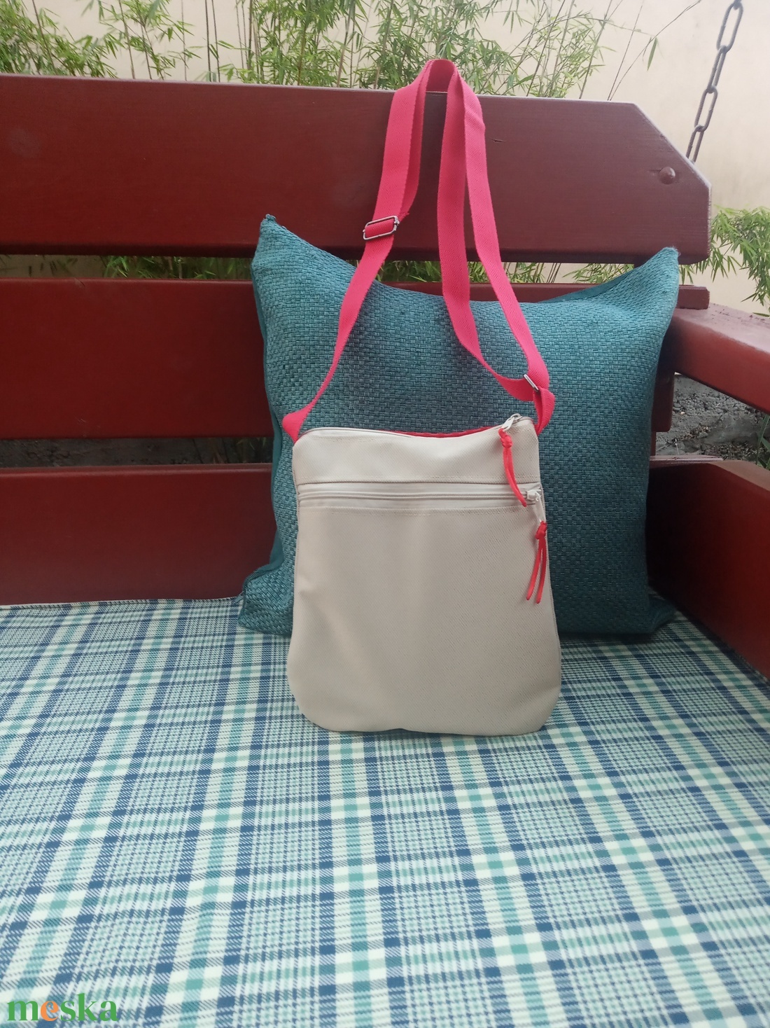 Piros Cross Body Bag - táska & tok - kézitáska & válltáska - vállon átvethető táska - Meska.hu Piros Cross Body Bag - táska & tok - kézitáska & válltáska - vállon átvethető táska - Meska.hu