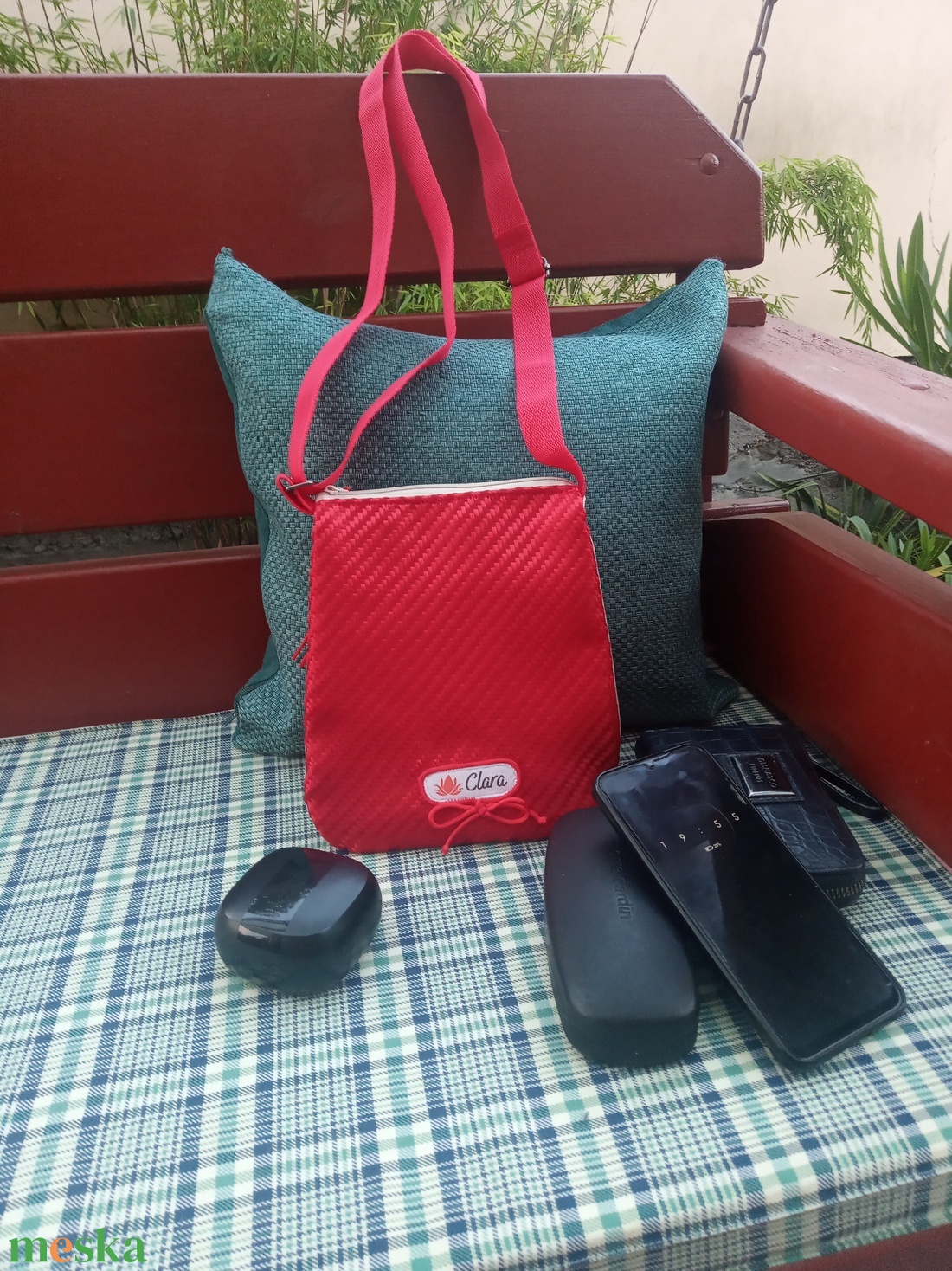 Piros Cross Body Bag - táska & tok - kézitáska & válltáska - vállon átvethető táska - Meska.hu Piros Cross Body Bag - táska & tok - kézitáska & válltáska - vállon átvethető táska - Meska.hu