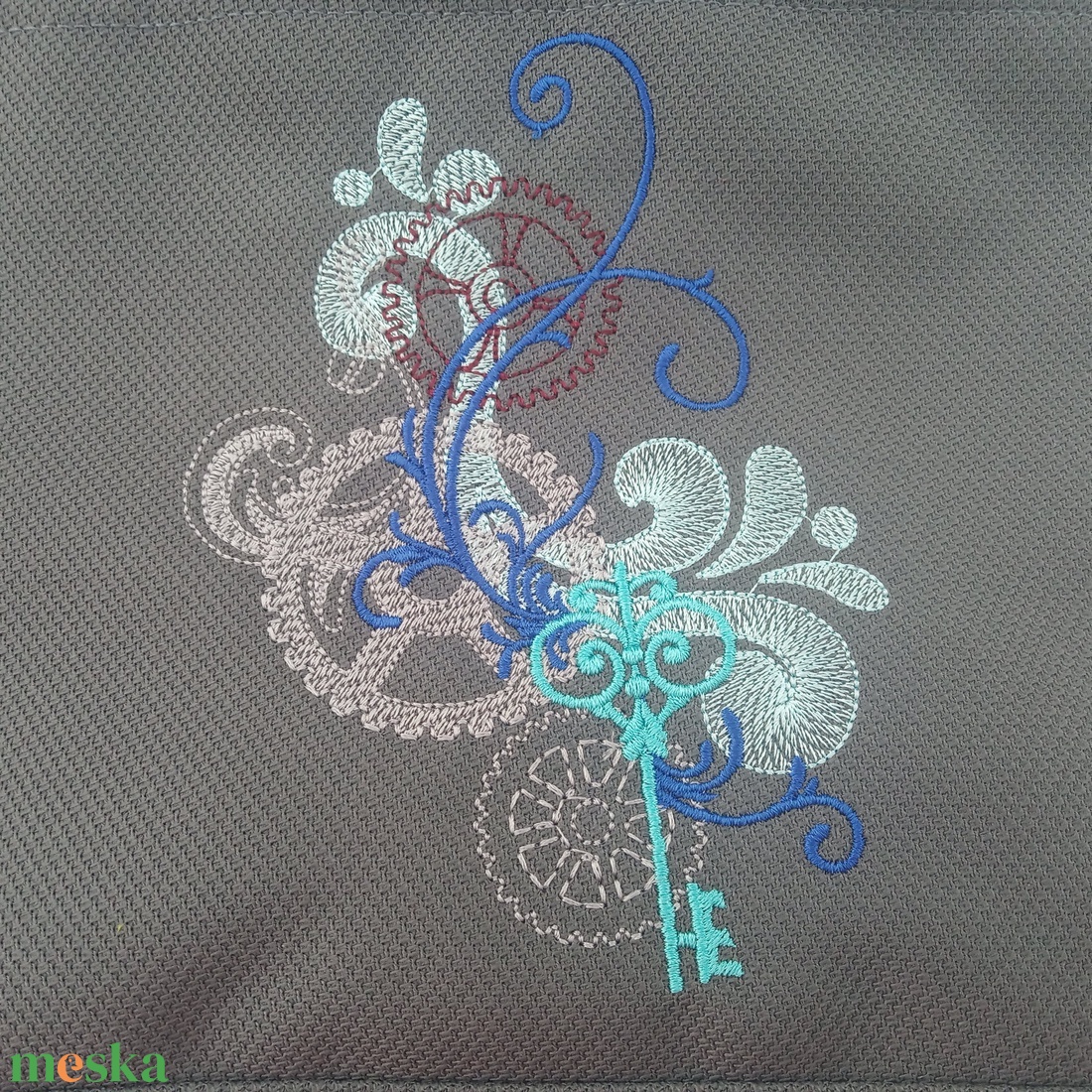 Rolltop hátizsák, szürke hímzett - táska & tok - hátizsák - roll top hátizsák - Meska.hu Rolltop hátizsák, szürke hímzett - táska & tok - hátizsák - roll top hátizsák - Meska.hu