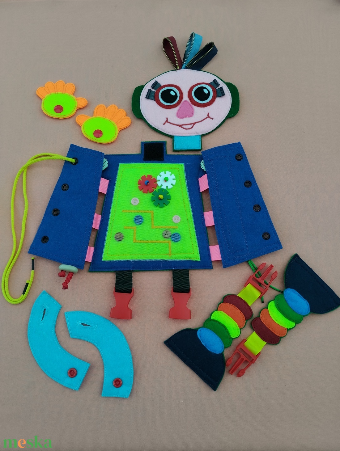 Matató robot: Roberta - játék & sport - készségfejlesztő és logikai játék - oktató játékok - Meska.hu Matató robot: Roberta - játék & sport - készségfejlesztő és logikai játék - oktató játékok - Meska.hu