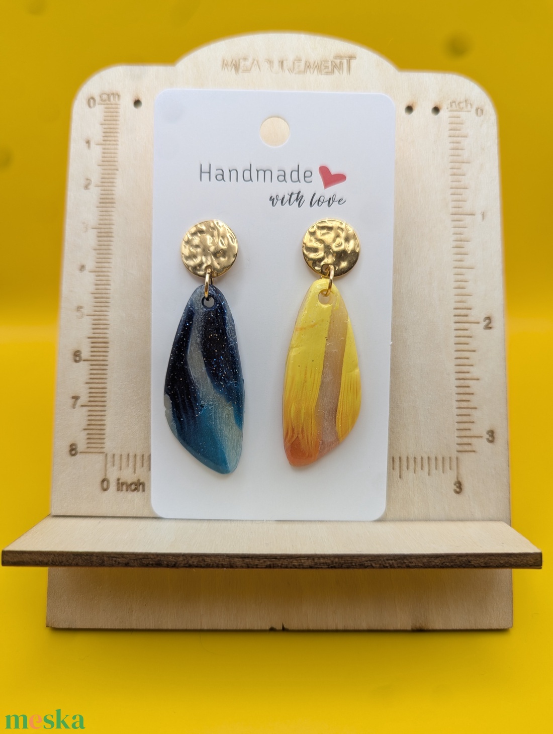 Kézműves fülbevaló polimer gyurmából (polymer clay) - két színű - 004 - ékszer - fülbevaló - lógó fülbevaló - Meska.hu