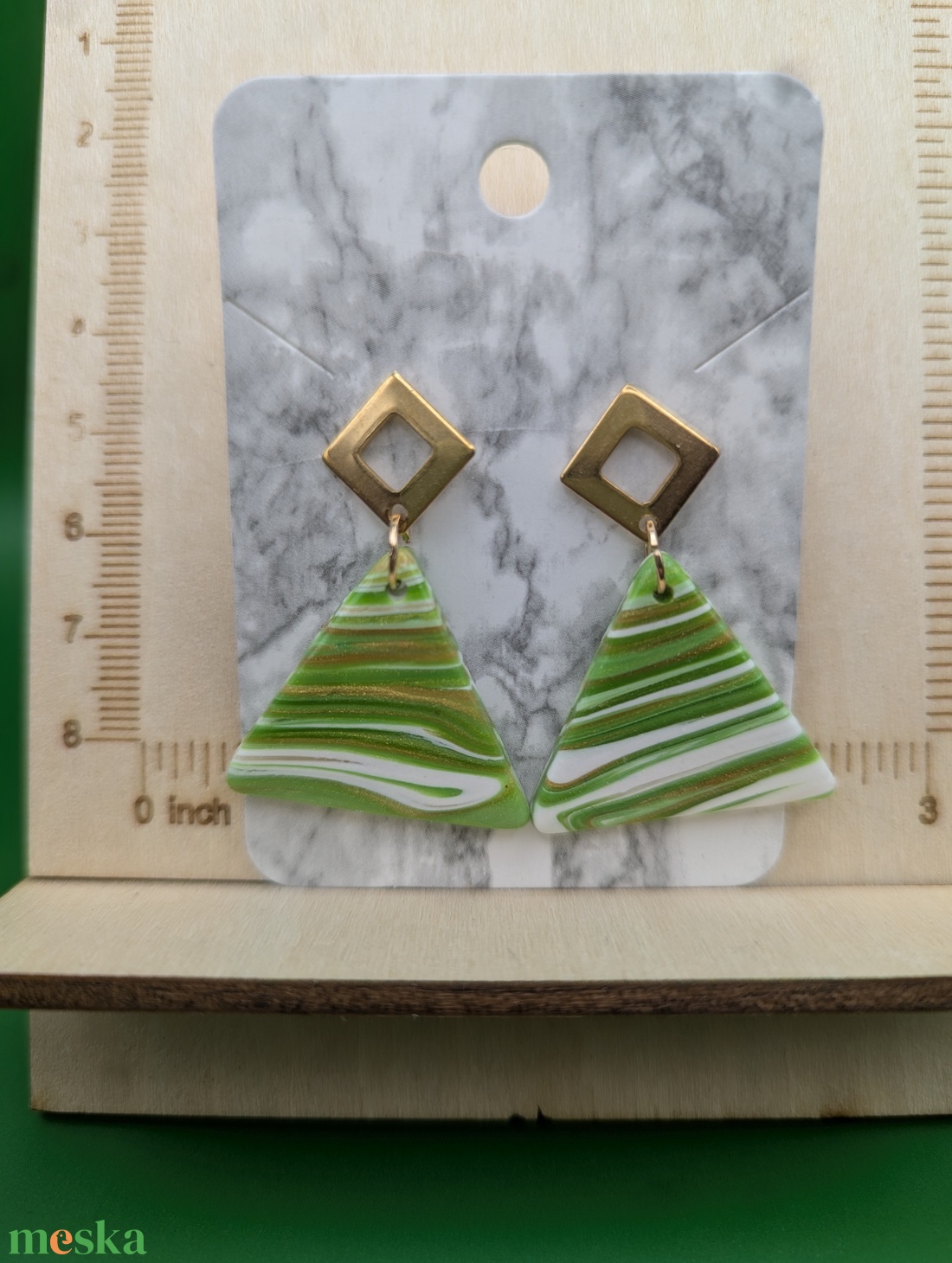 Kézműves fülbevaló polimer gyurmából (polymer clay) - háromszög - 016 - ékszer - fülbevaló - lógó fülbevaló - Meska.hu