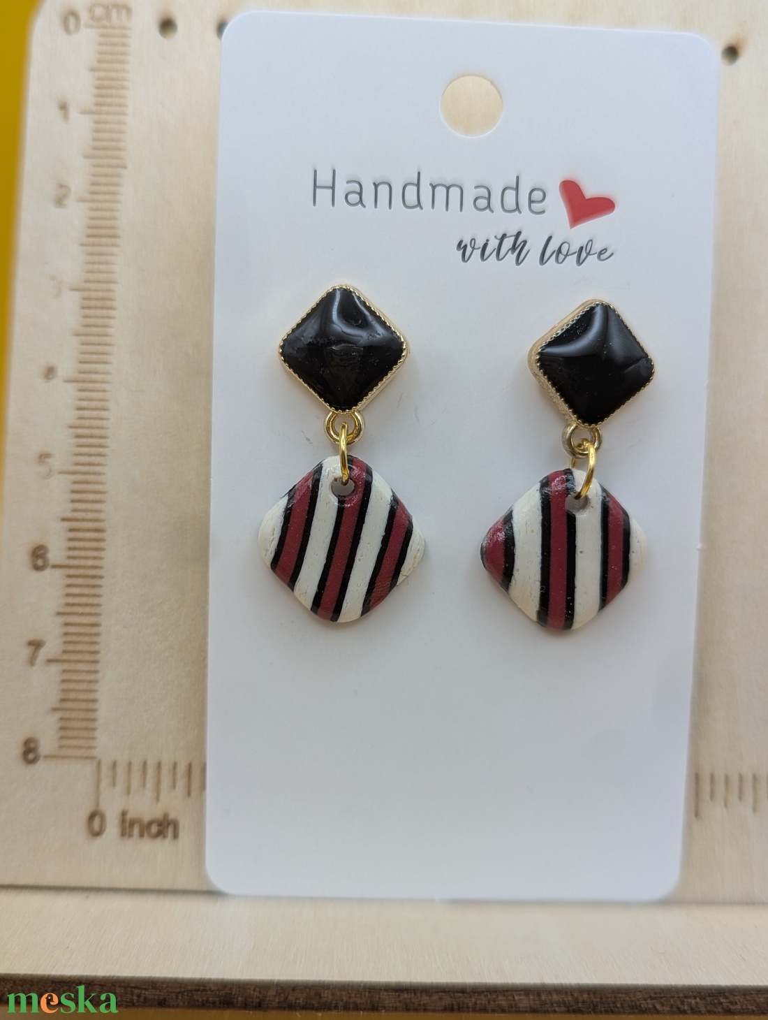 Kézműves fülbevaló polimer gyurmából (polymer clay), karácsonyi ajándék, kicsi, négyszög - 126 - ékszer - fülbevaló - lógó fülbevaló - Meska.hu