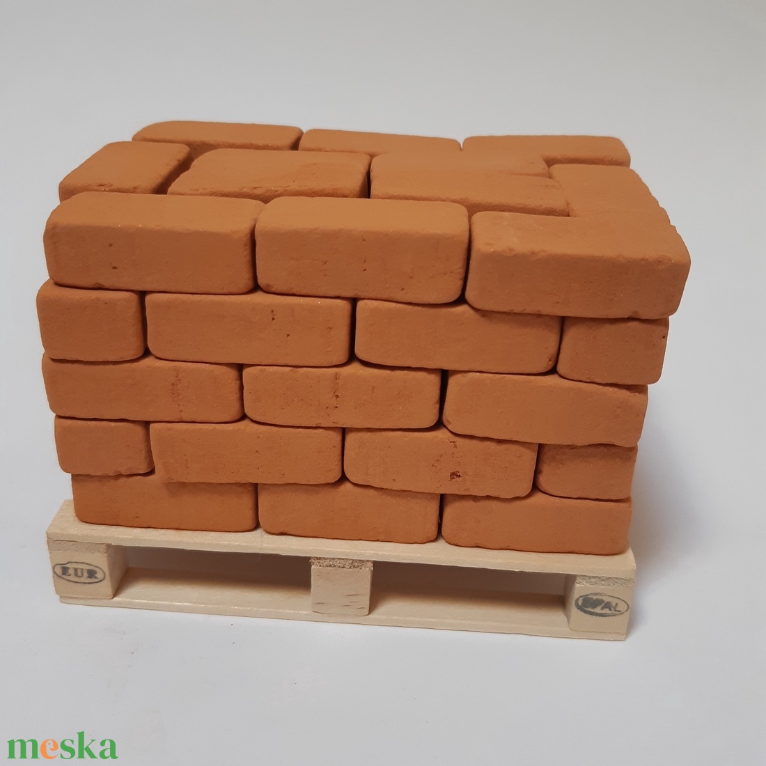60 mini tégla raklapon - kellékek & szerszámok - csomagolóanyag - boríték - Meska.hu 60 mini tégla raklapon - kellékek & szerszámok - csomagolóanyag - boríték - Meska.hu