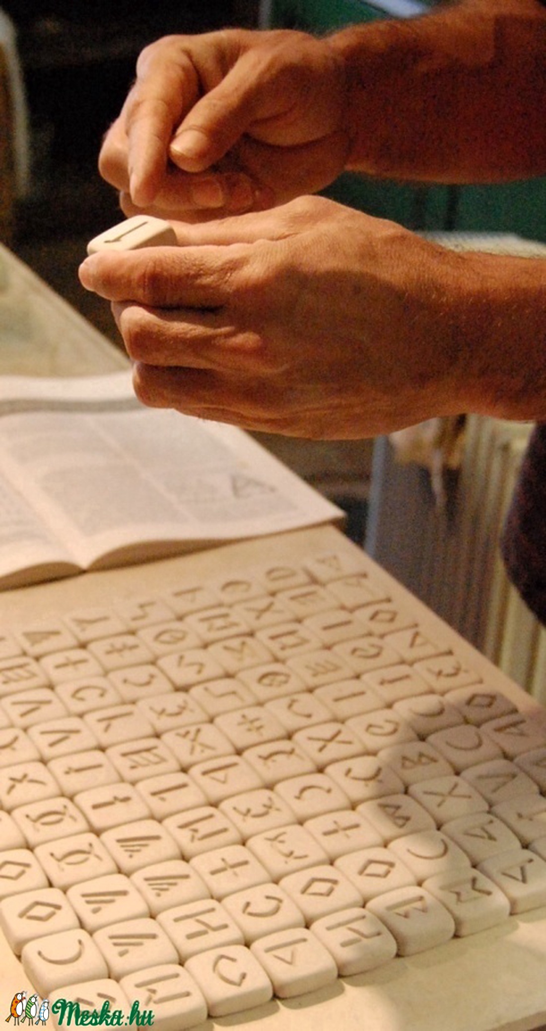 Magyar Rovás Szó Mozaik (Rovás Scrabble)  -  Rovásírást oktató szójáték  -  - Meska.hu