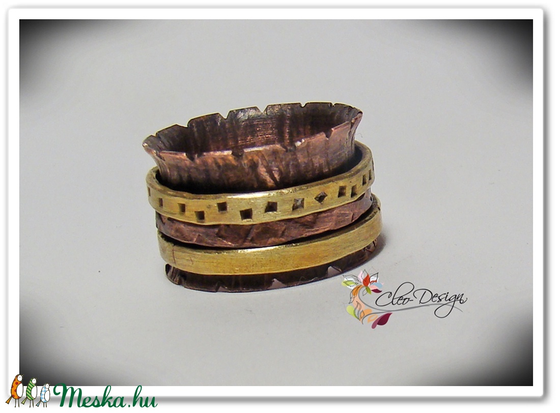 Antikolt vörös és sárgaréz gyűrű -  - Meska.hu