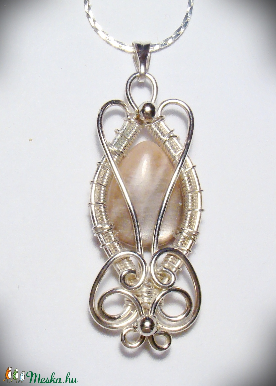 Ezüstözött, nikkelmentes indiai holdkő medál -  - Meska.hu