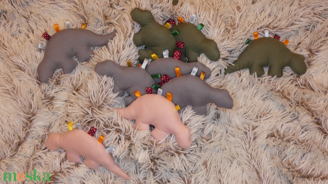 Címke dínó - játék & sport - Meska.hu