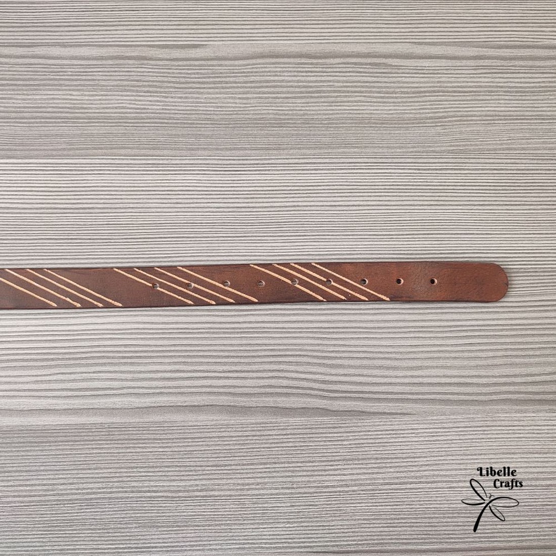 Sötétbarna vésett mintájú öv - ruha & divat - öv & övcsat - öv - Meska.hu