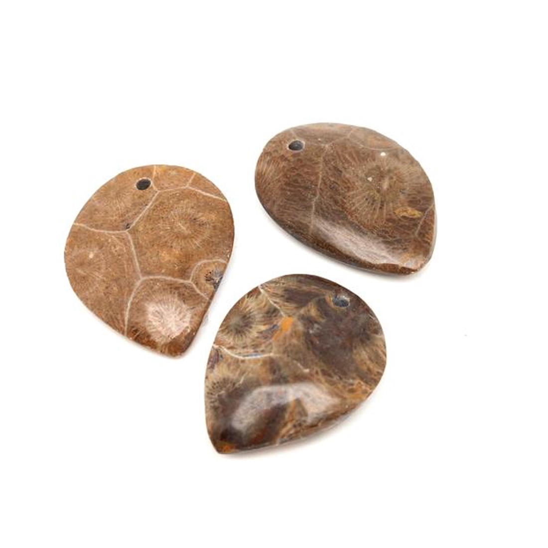 Medál korall csepp 3x4cm - ékszer - nyaklánc - medál - Meska.hu