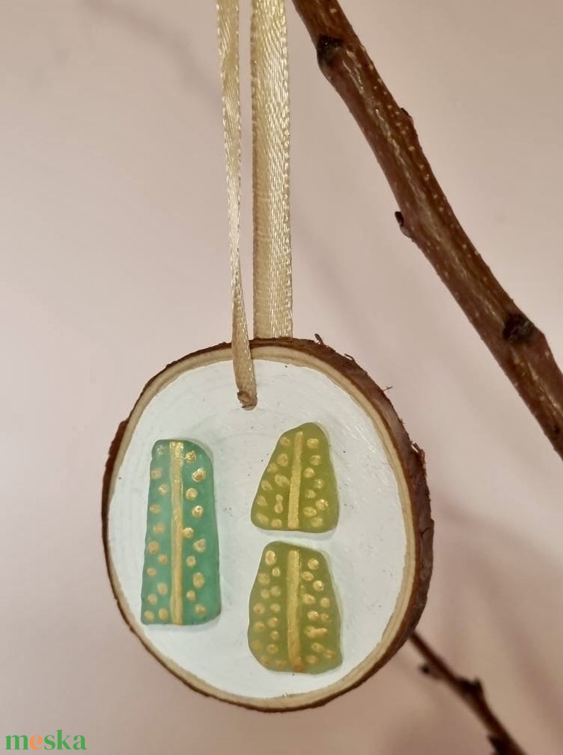 Aranymintás tengeri üveg karácsonyfadísz faalapon - karácsony - karácsonyi lakásdekoráció - karácsonyfadíszek - Meska.hu