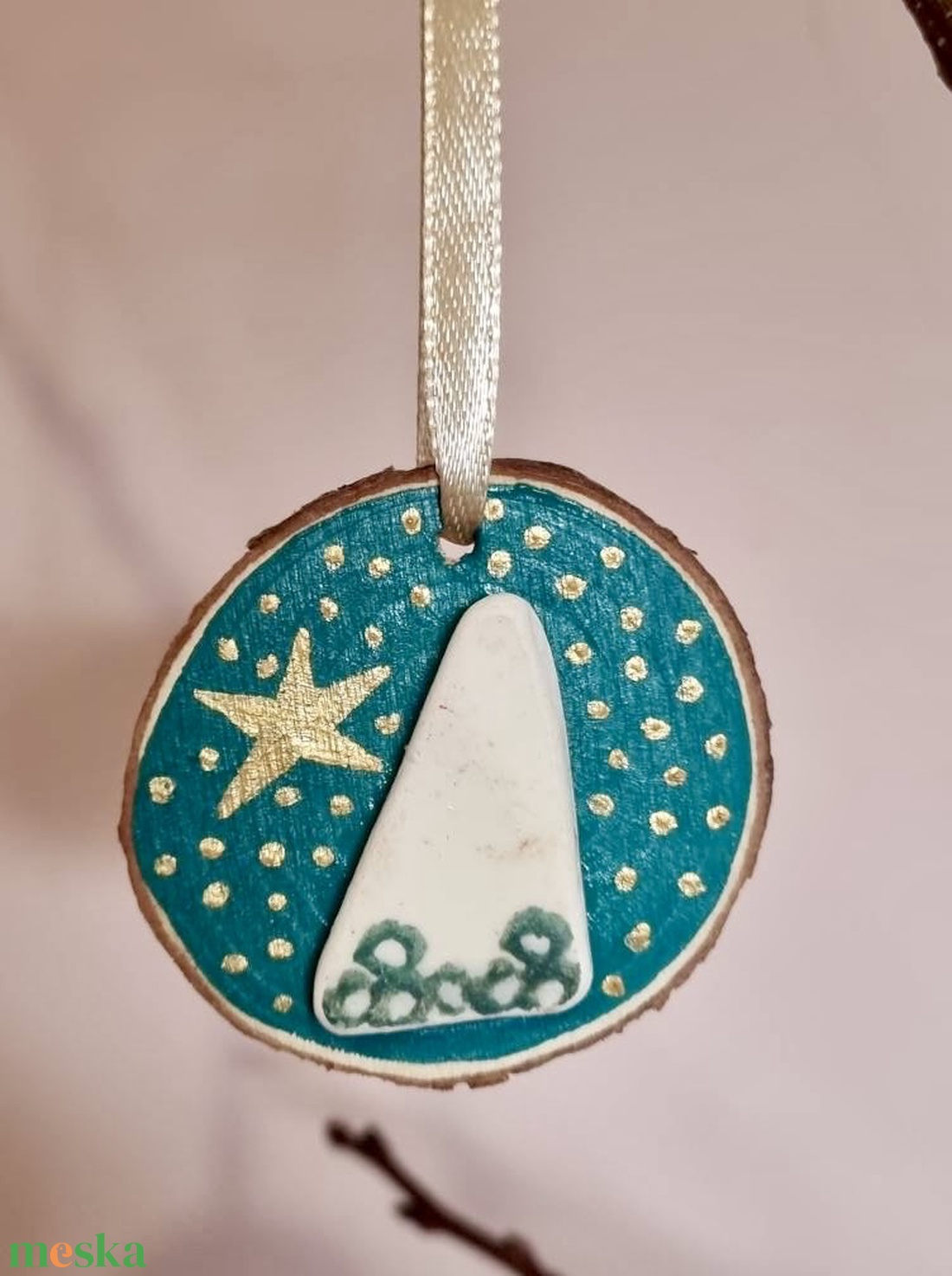 Valódi tengeri kerámiából készült, kézzel festett dísz. - karácsony - karácsonyi lakásdekoráció - karácsonyfadíszek - Meska.hu