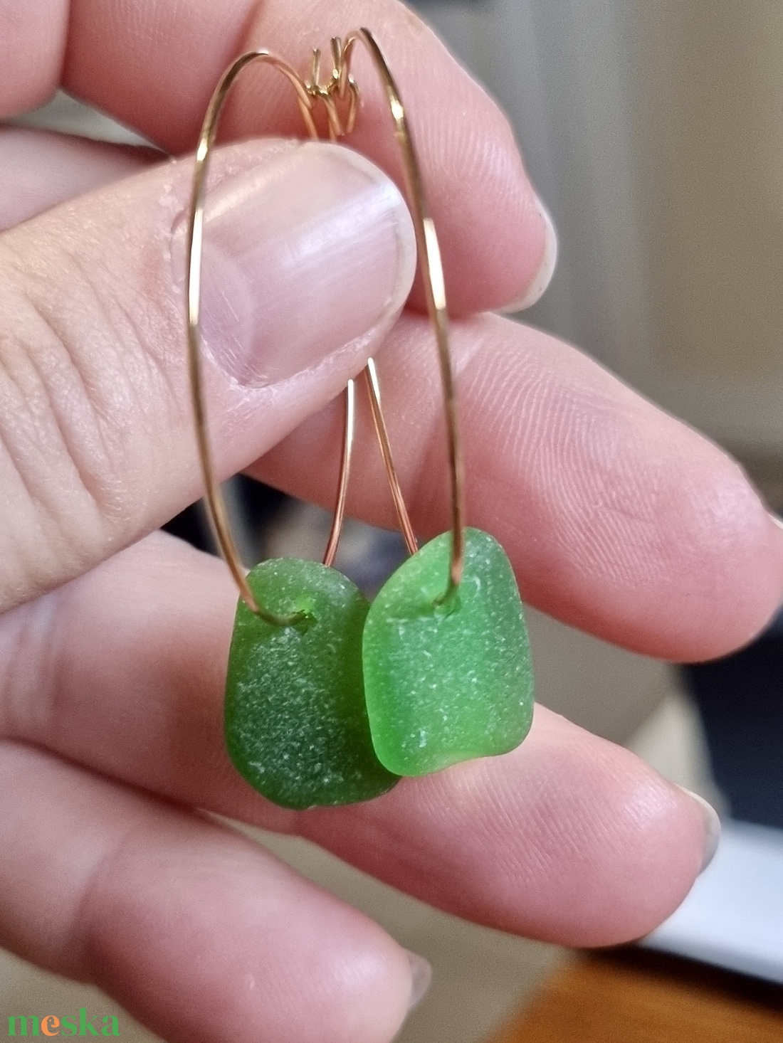 Valódi tengeri üvegből készült fülbevaló.  - ékszer - fülbevaló - lógó fülbevaló - Meska.hu