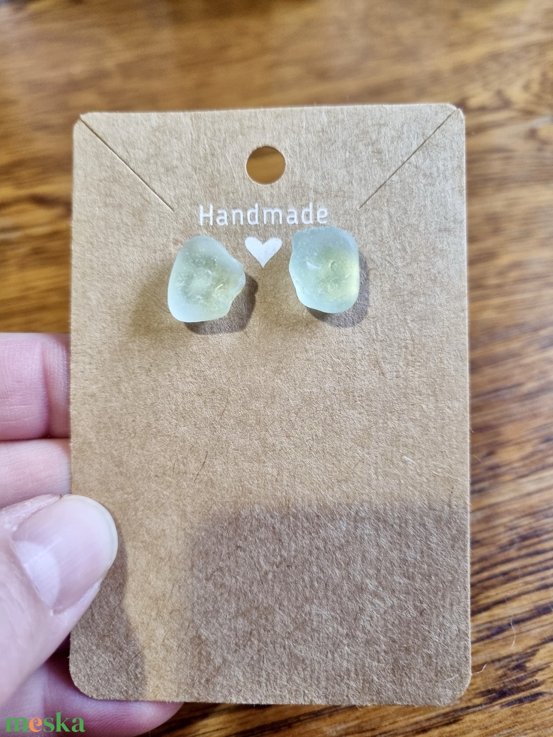 Valódi tengeri üvegből készült fülbevaló.  - ékszer - fülbevaló - lógó fülbevaló - Meska.hu