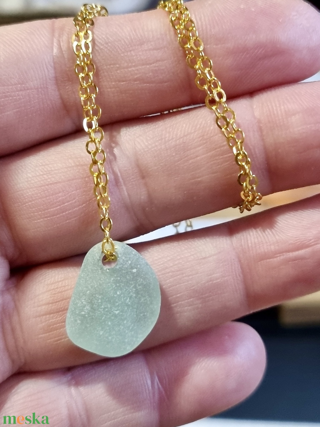 Valódi tengeri üvegből készült nyaklánc.  - ékszer - nyaklánc - medálos nyaklánc - Meska.hu