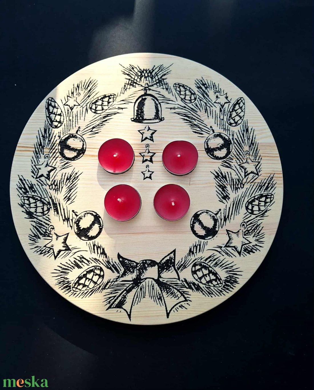 Prémium borovi fenyőből készült, gravírozott adventi koszorú. (advent2) - karácsony - adventi díszek - adventi koszorú - Meska.hu