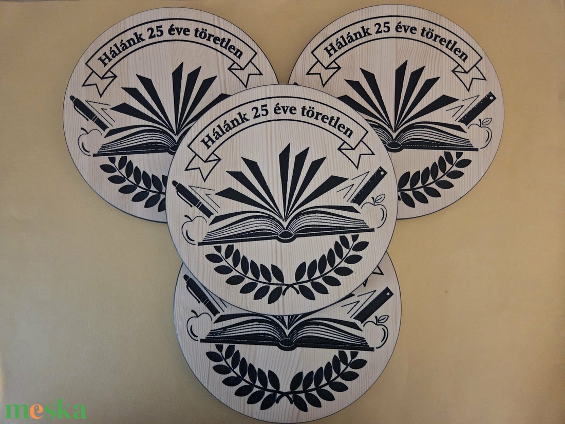 Gravírozott tanár-ajándék osztálytalálkozóra - otthon & életmód - dekoráció - fali és függő dekoráció - felirat - Meska.hu
