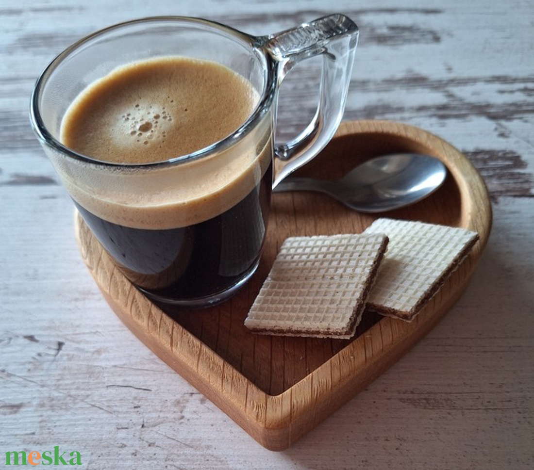 Szív alakú tölgyfa snackestál  - otthon & életmód - konyhafelszerelés, tálalás - tálalás - tálca - Meska.hu