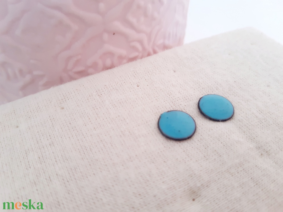 Pötty fülbevaló, türkizkék - ékszer - fülbevaló - pötty fülbevaló - Meska.hu