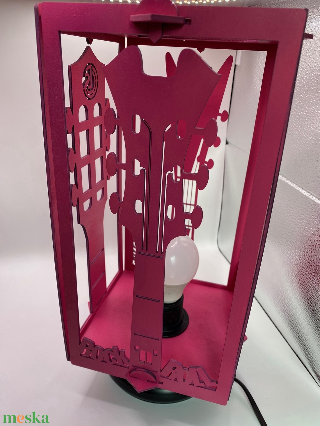 Gitárlámpa - Rock'n Light - Asztali fény - otthon & életmód - lámpa - hangulatlámpa - Meska.hu