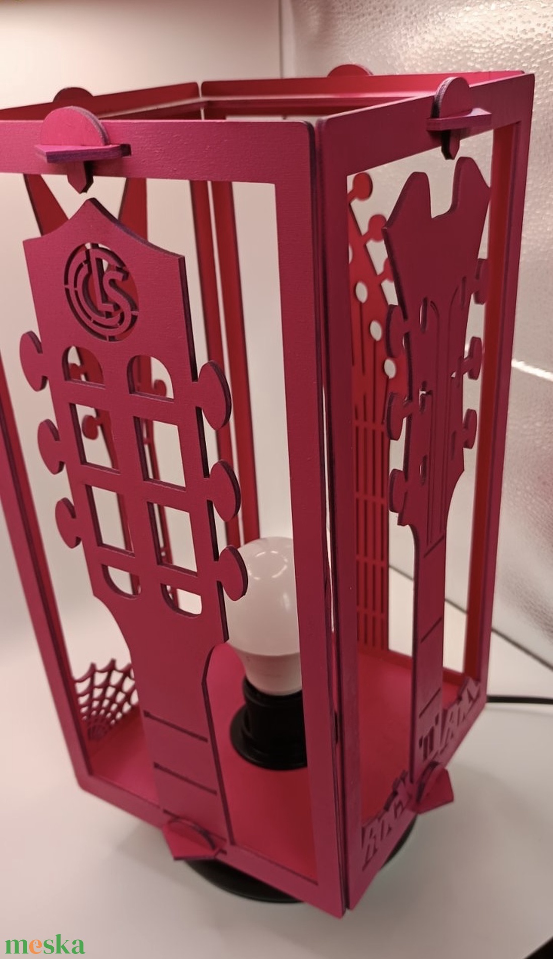 Gitárlámpa - Rock'n Light - Asztali fény - otthon & életmód - lámpa - hangulatlámpa - Meska.hu