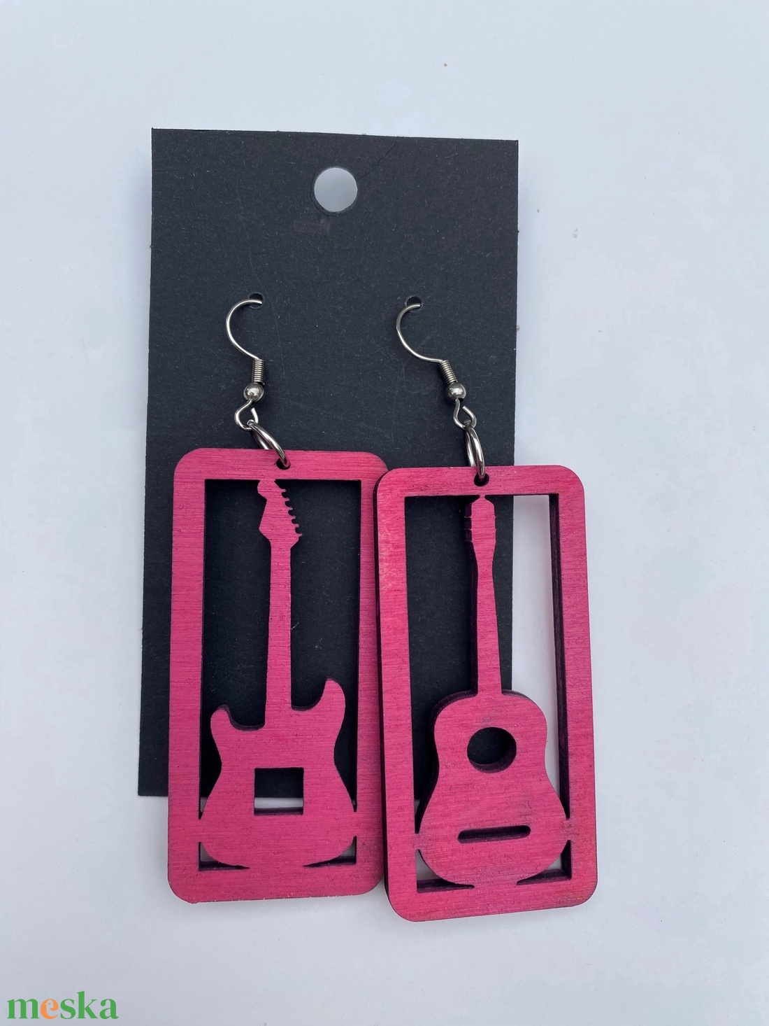 Gitáros fülbevaló - ékszer - fülbevaló - lógó fülbevaló - Meska.hu