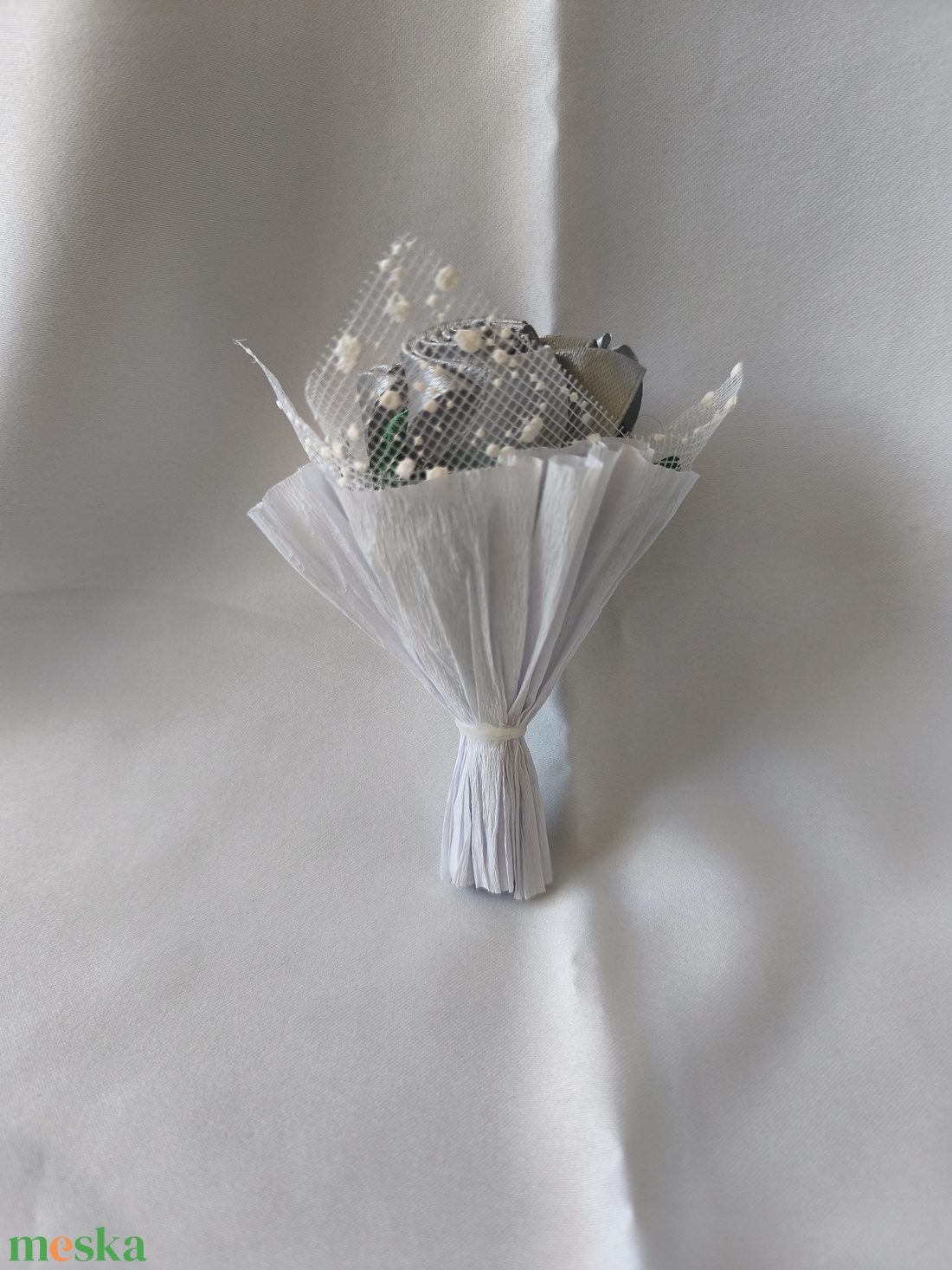 Elegáns szalag rózsa csokor - otthon & életmód - dekoráció - asztal és polc dekoráció - asztaldísz - Meska.hu