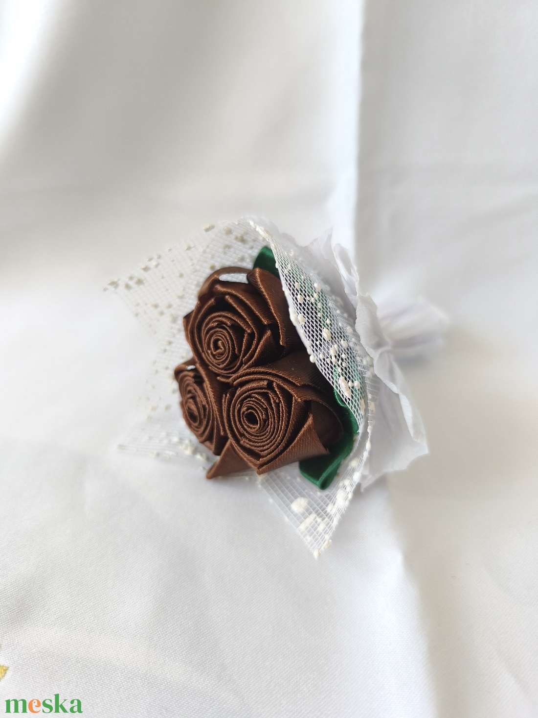 Elegáns szalag rózsa csokor - otthon & életmód - dekoráció - asztal és polc dekoráció - asztaldísz - Meska.hu