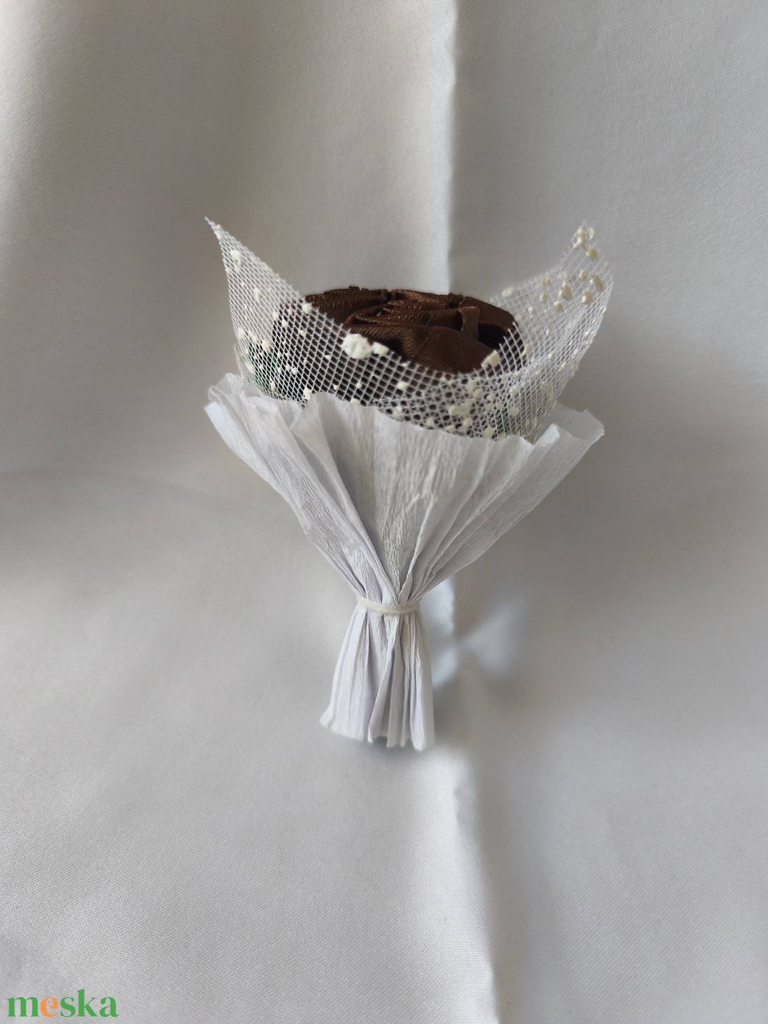 Elegáns szalag rózsa csokor - otthon & életmód - dekoráció - asztal és polc dekoráció - asztaldísz - Meska.hu