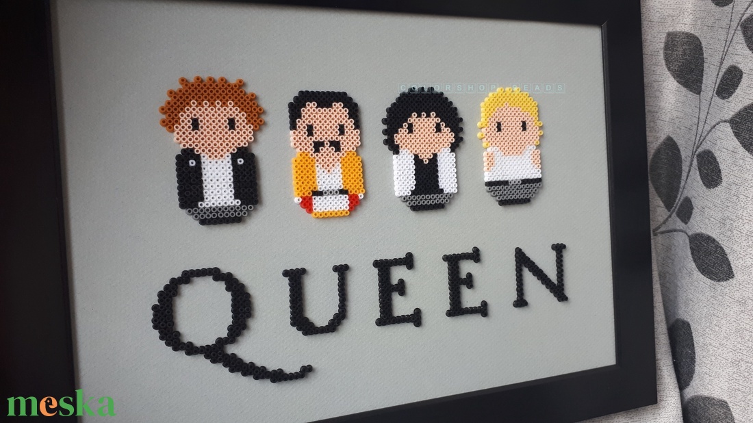 QUEEN pixel art kép - otthon & életmód - dekoráció - kép & falikép - 3d képek - Meska.hu QUEEN pixel art kép - otthon & életmód - dekoráció - kép & falikép - 3d képek - Meska.hu